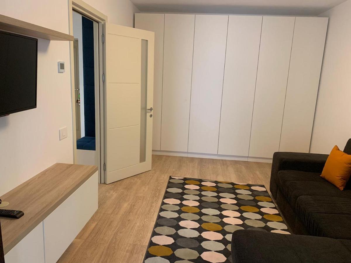 Luxury Apartments Newton By Glam Яссы Экстерьер фото