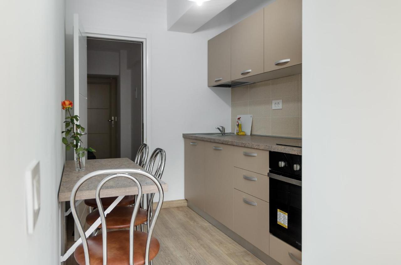 Luxury Apartments Newton By Glam Яссы Экстерьер фото