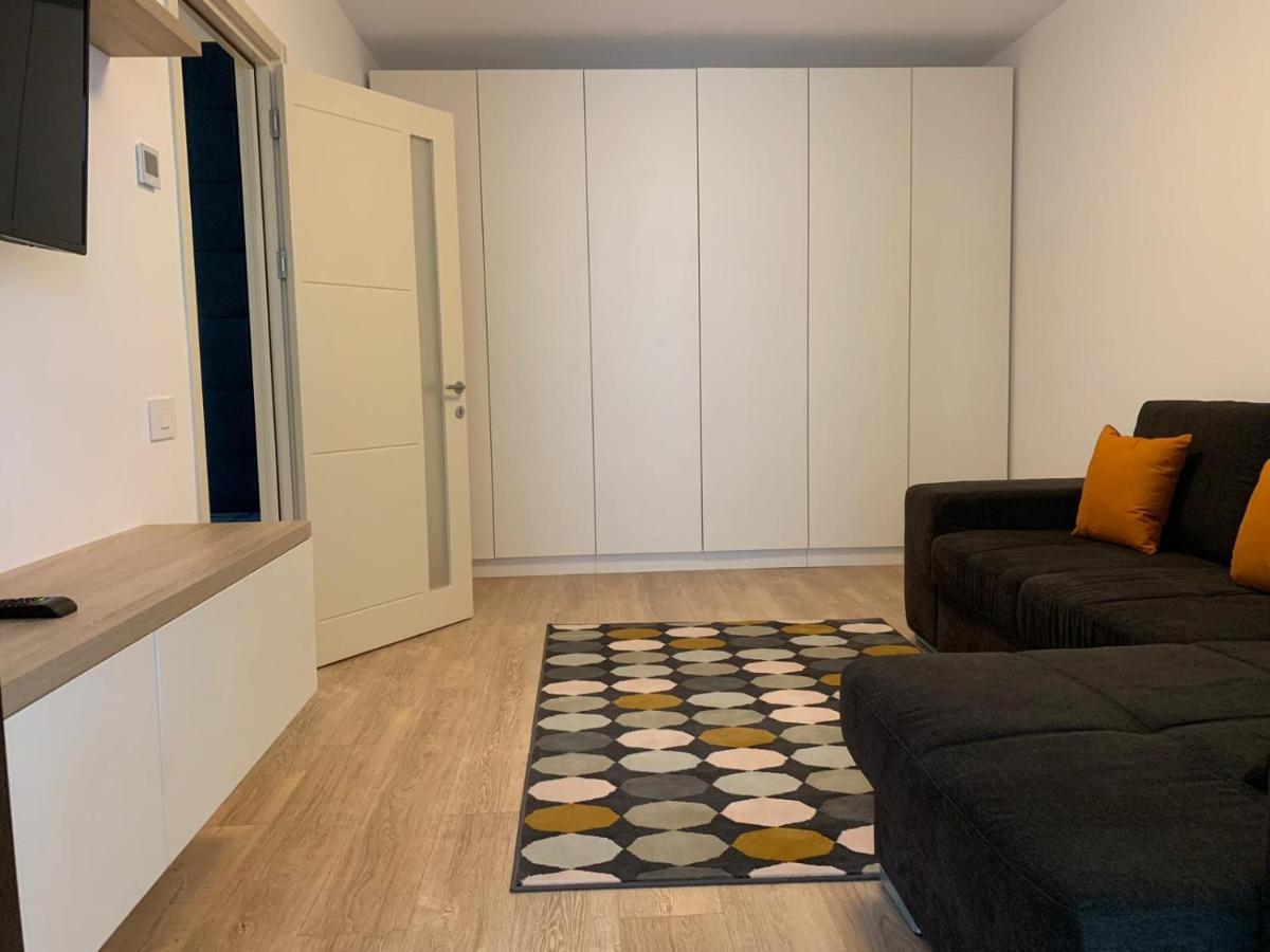 Luxury Apartments Newton By Glam Яссы Экстерьер фото